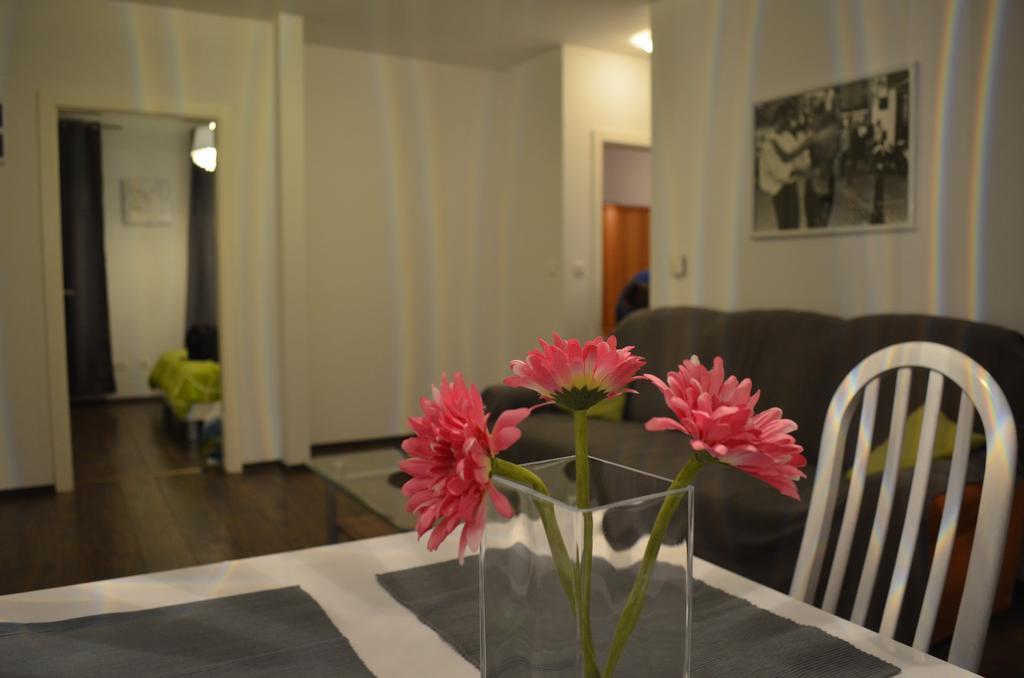 Apartment Meli Sesvete Cameră foto